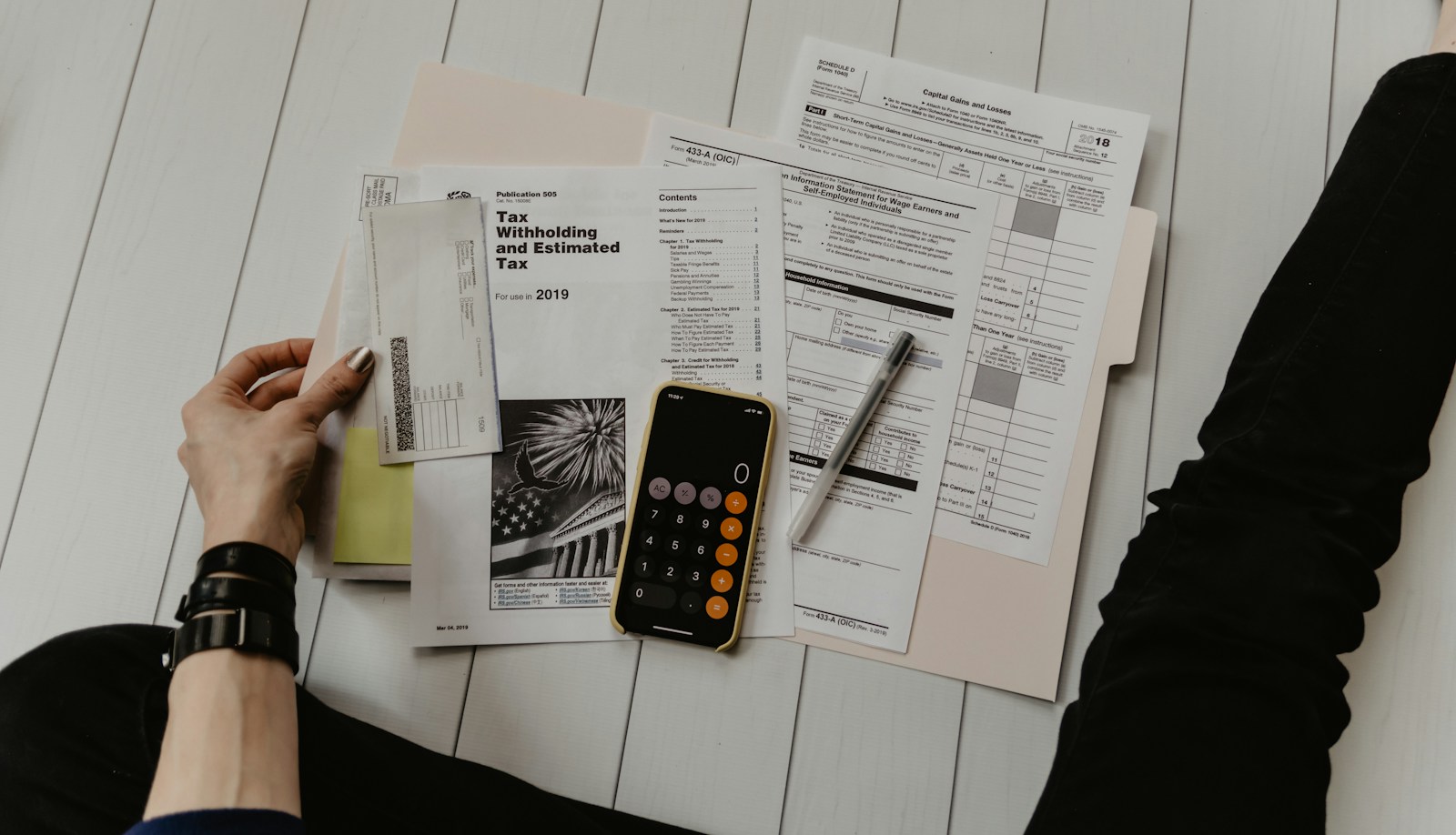 Spend Visibility vs Spend Control: Apa Bedanya untuk Finance?